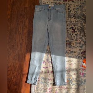 EUC Anne Klein Light Wash Skinny Jeans
